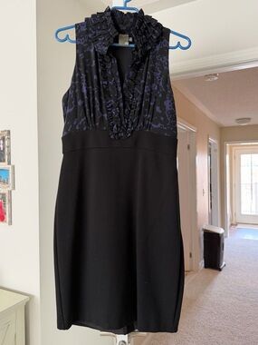 Taylor Black & Navy Ruffled Sleeveless Mini Dress